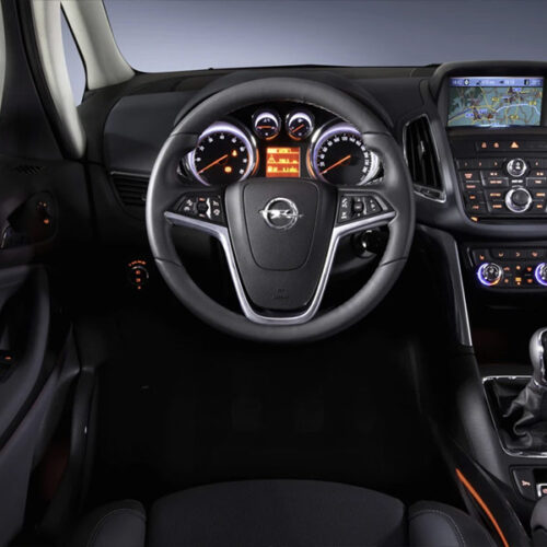 Delta Premium Drive - Opel Zafira 1.6 Diesel 7 Seats